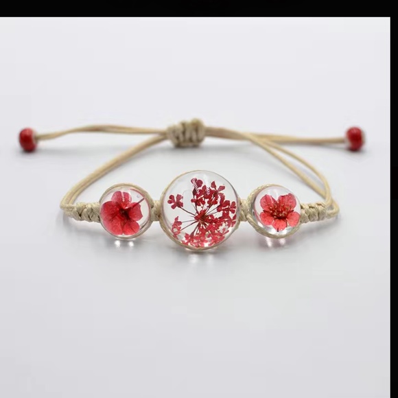 3/$20 Jewelry Bohemian Dried Flower Rope Bracelet - Picture 1 of 1